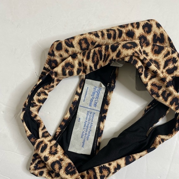 VYB Keyhole Leopard High Waisted Bikini Bottoms - Picture 6 of 6